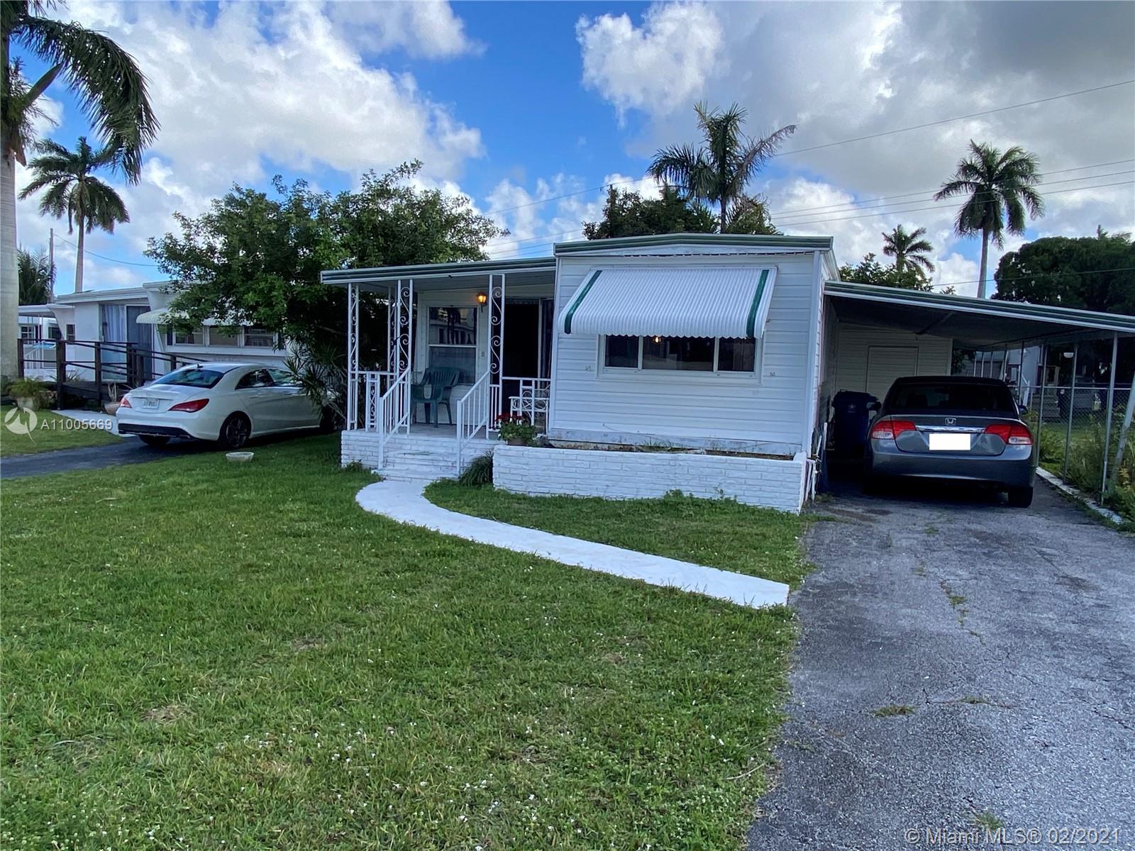 Davie, FL 33324,8530 SW 18th Ct