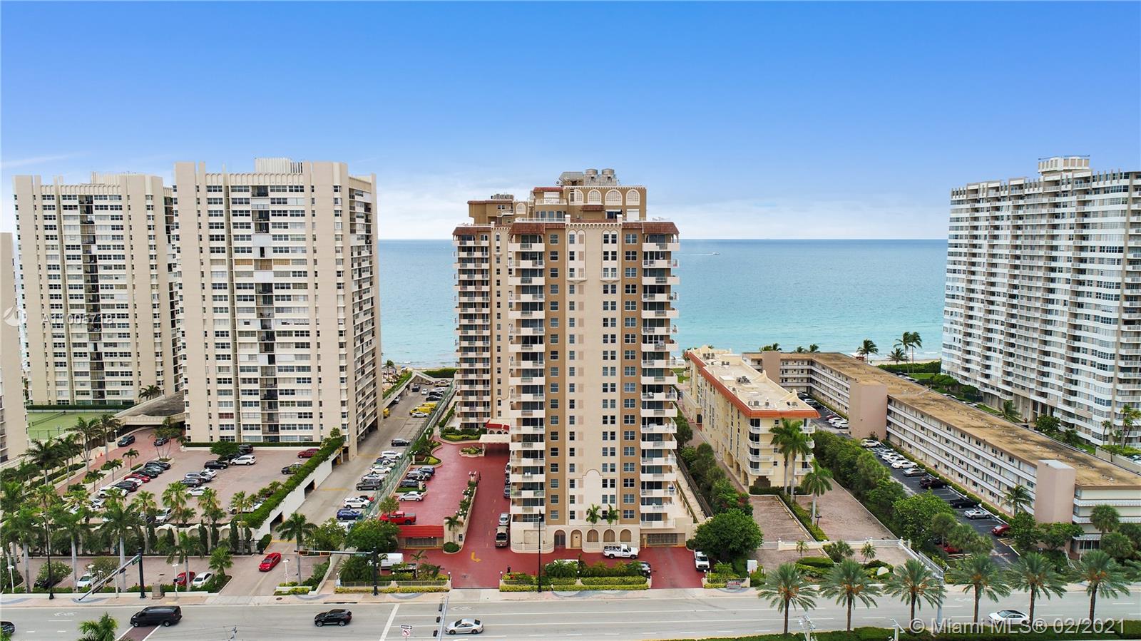 Hallandale Beach, FL 33009,1920 S Ocean Dr #11D