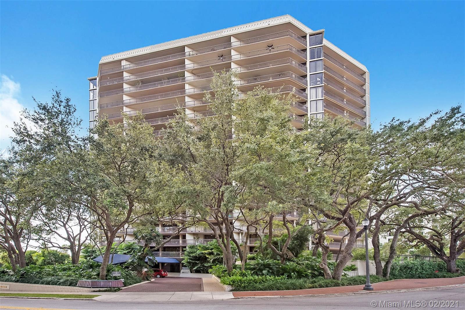 Coconut Grove, FL 33133,2901 S Bayshore Drive #13GH