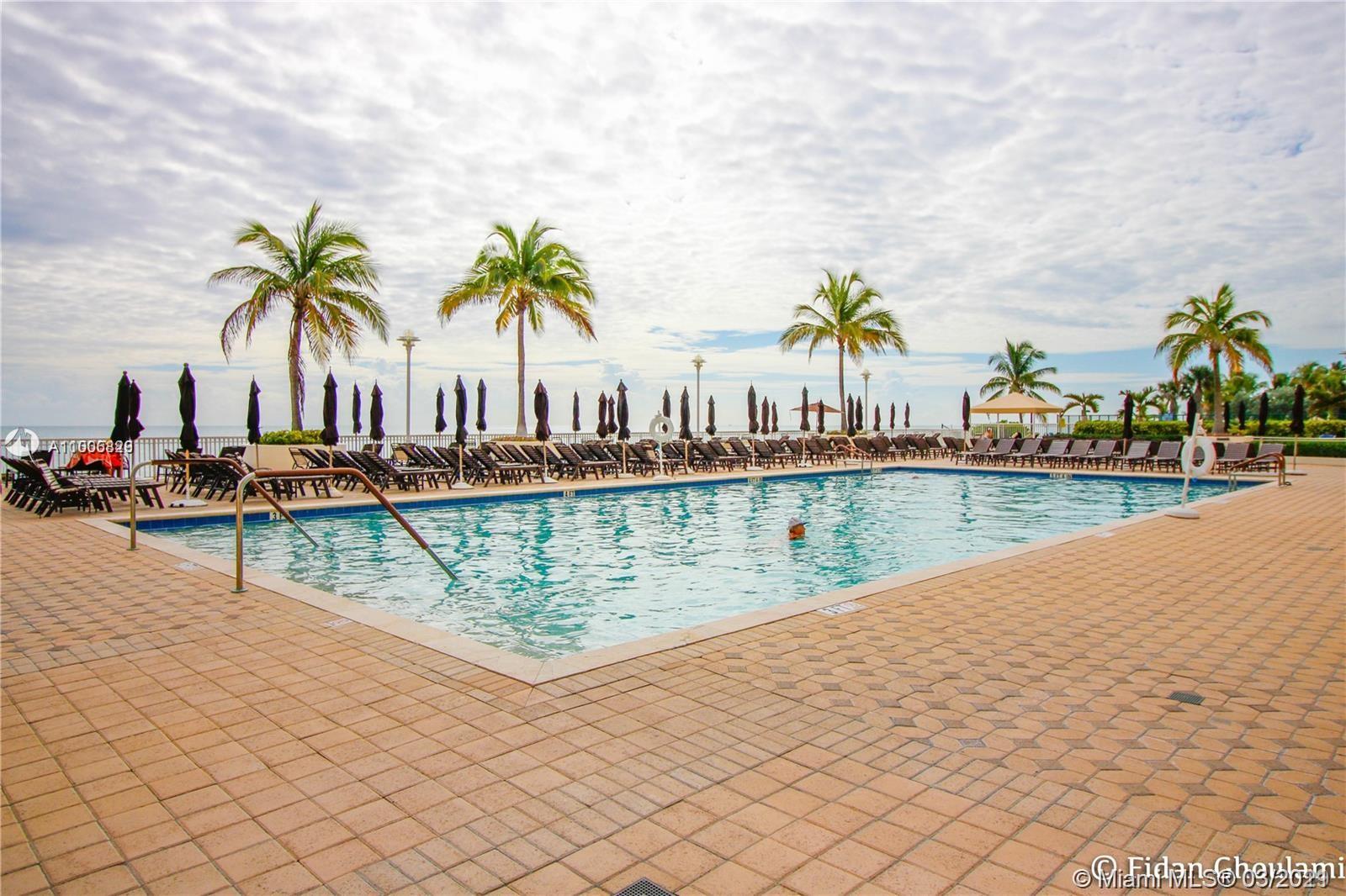 Hallandale Beach, FL 33009,1880 S Ocean Dr #303