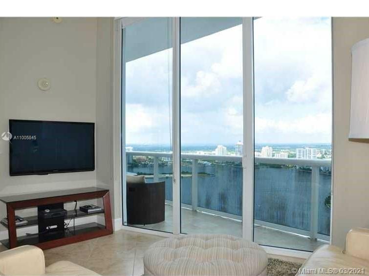 Sunny Isles Beach, FL 33160,18101 Collins Ave #PH5106