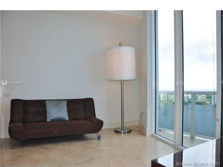 Sunny Isles Beach, FL 33160,18101 Collins Ave #PH5106