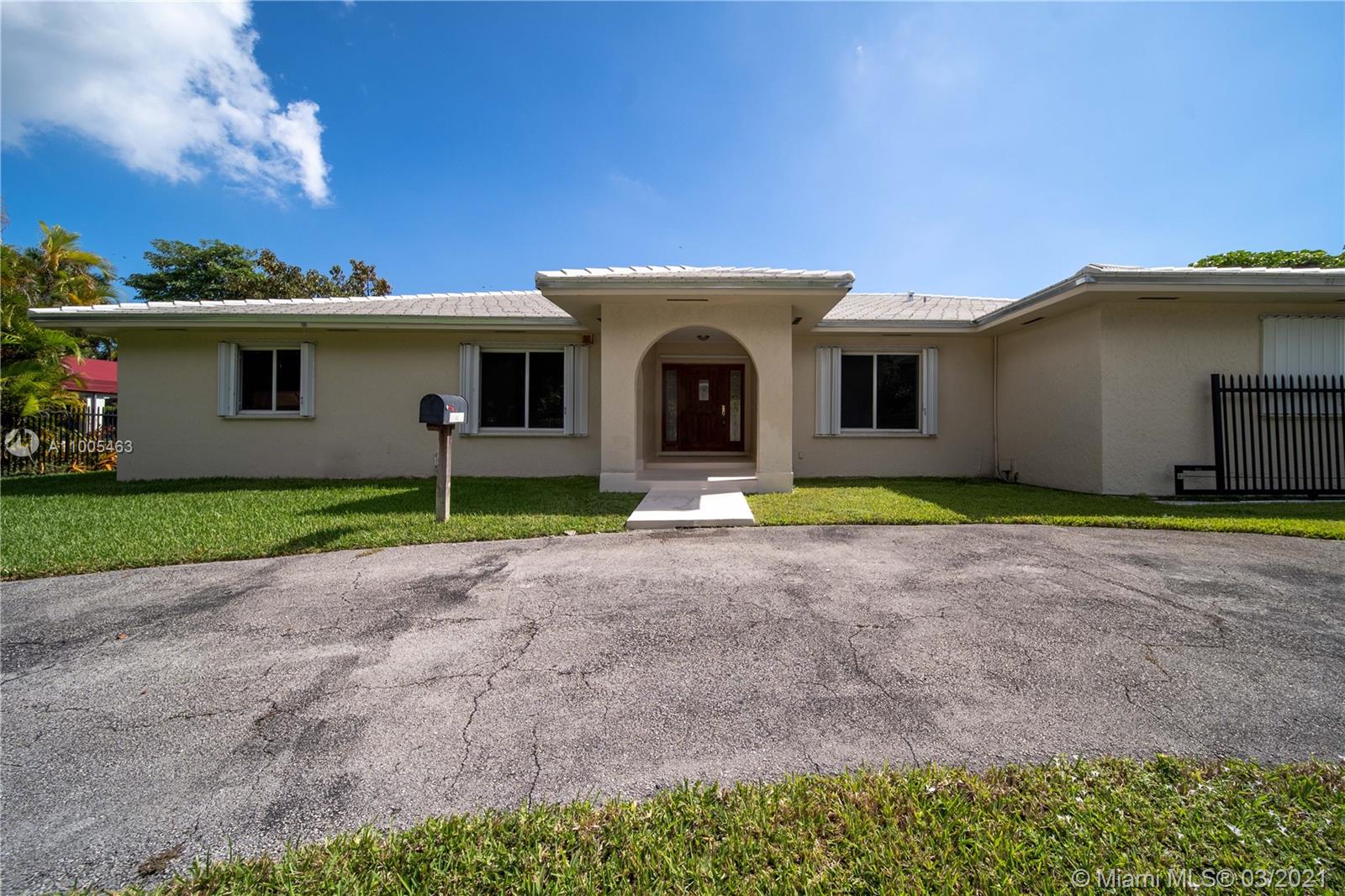 Pinecrest, FL 33156,13455 SW 58th Ct