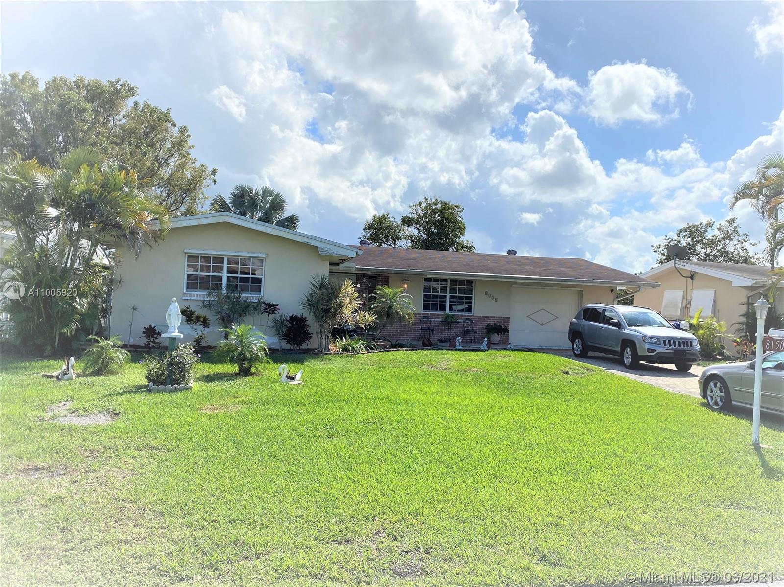 8150 NW 15th St, Pembroke Pines, FL 33024