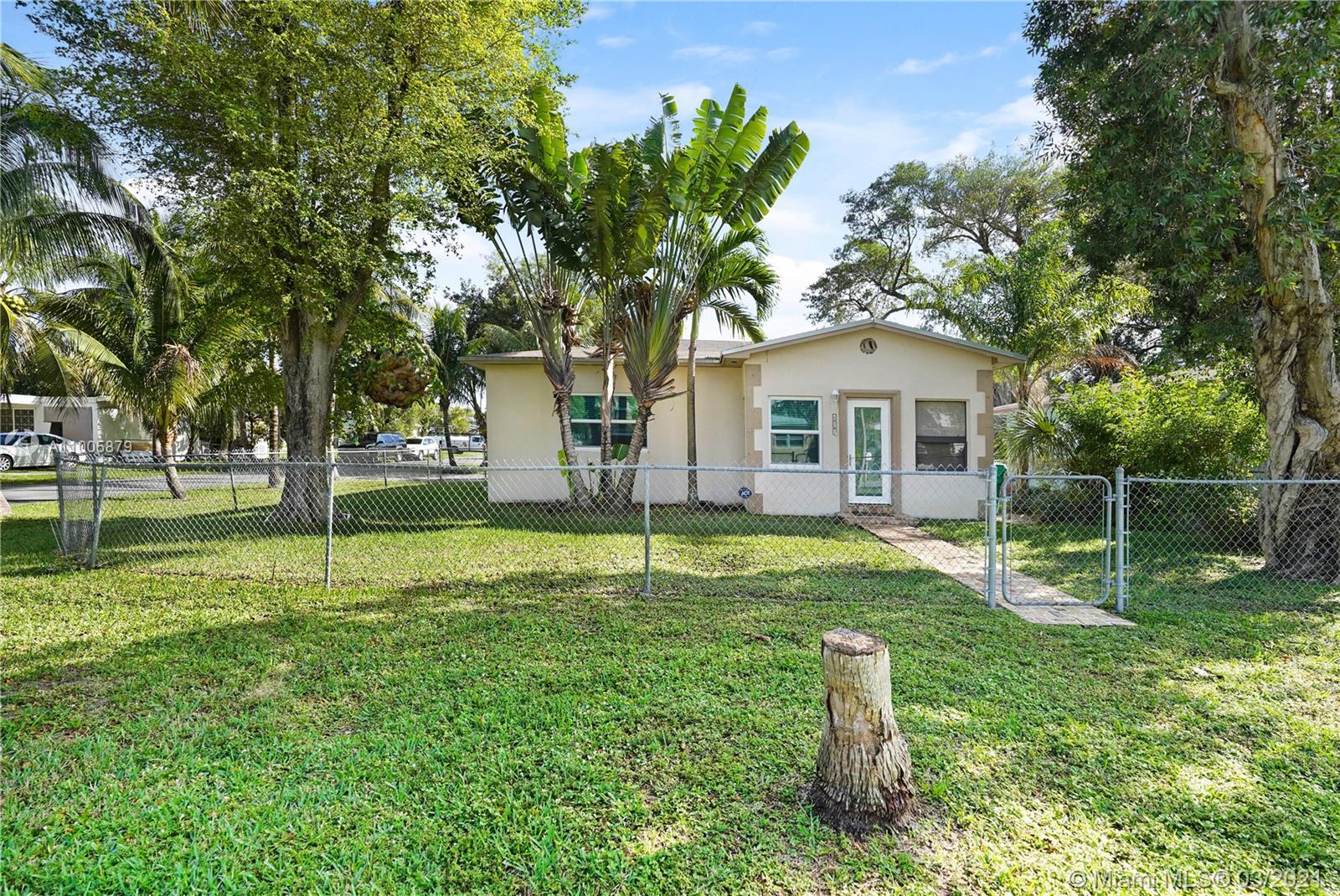 Dania Beach, FL 33004,601 NW 8th St