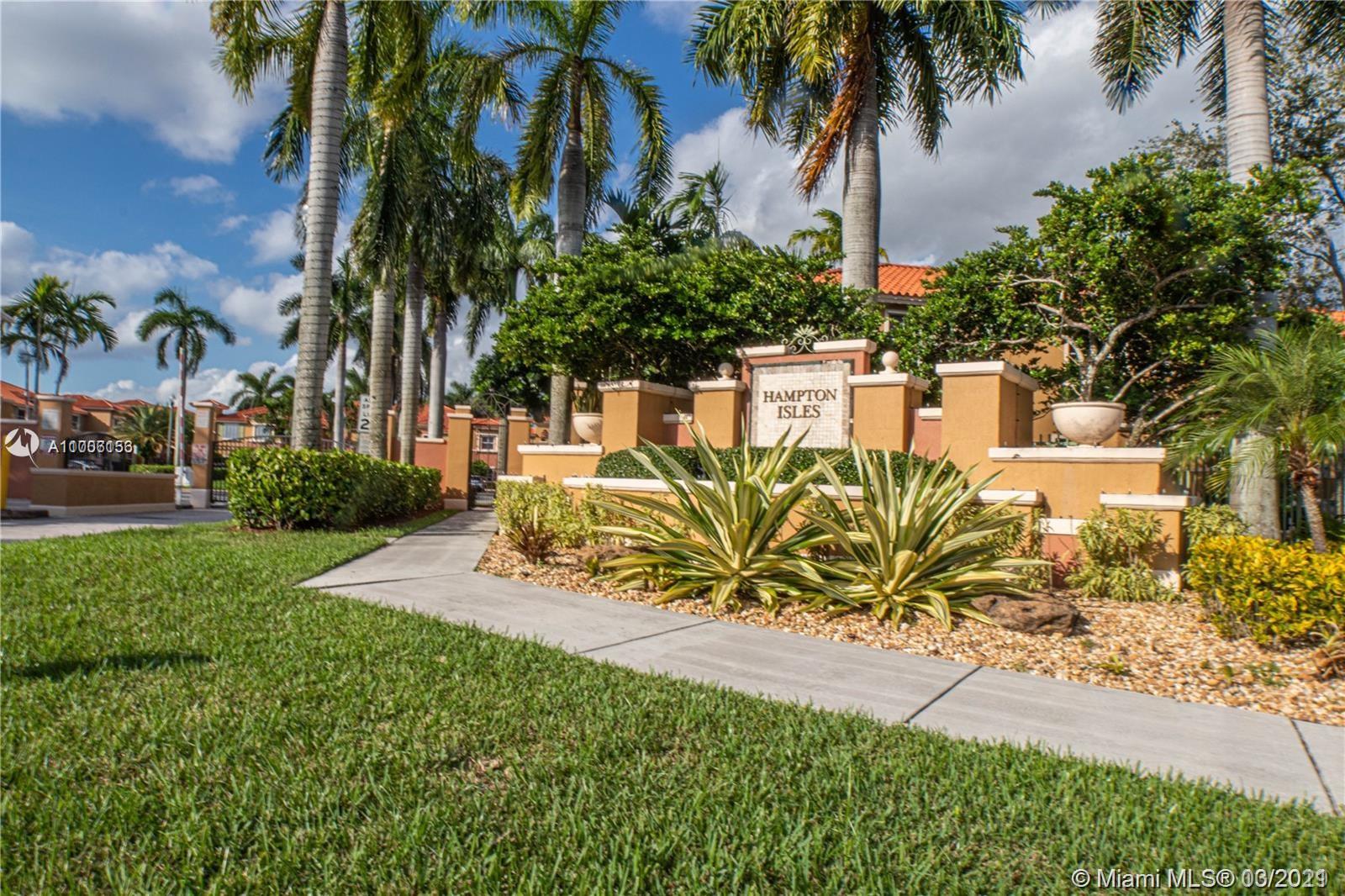 746 SW 107th Ave #404, Pembroke Pines, FL 33025