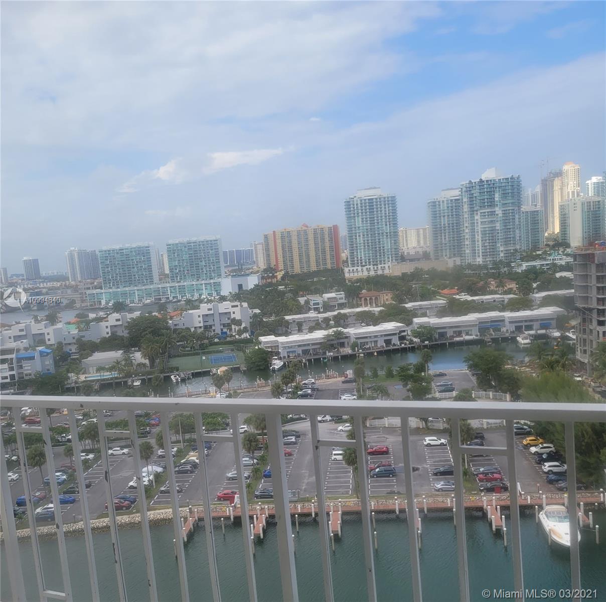 Sunny Isles Beach, FL 33160,300 Bayview Dr #1605