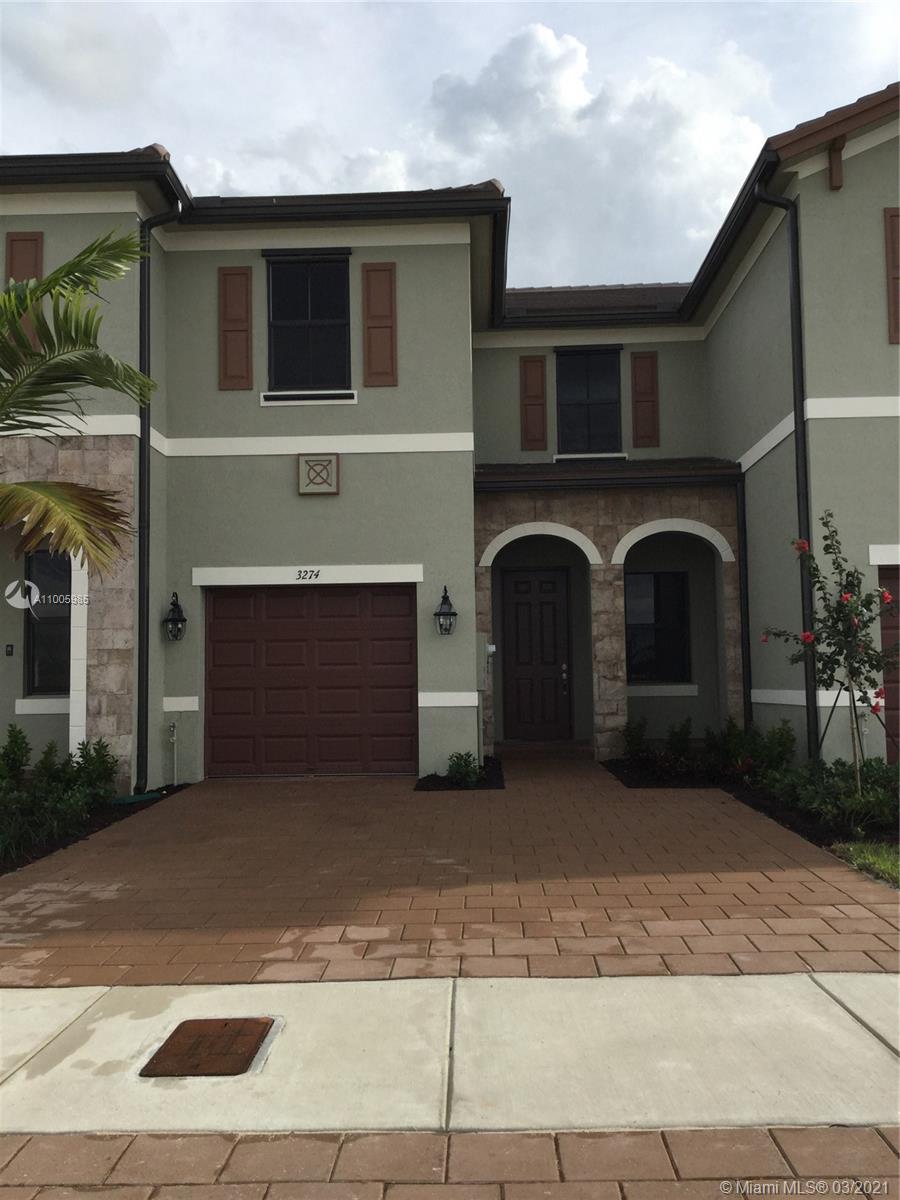 3274 W 104th Ter, Hialeah, FL 33018