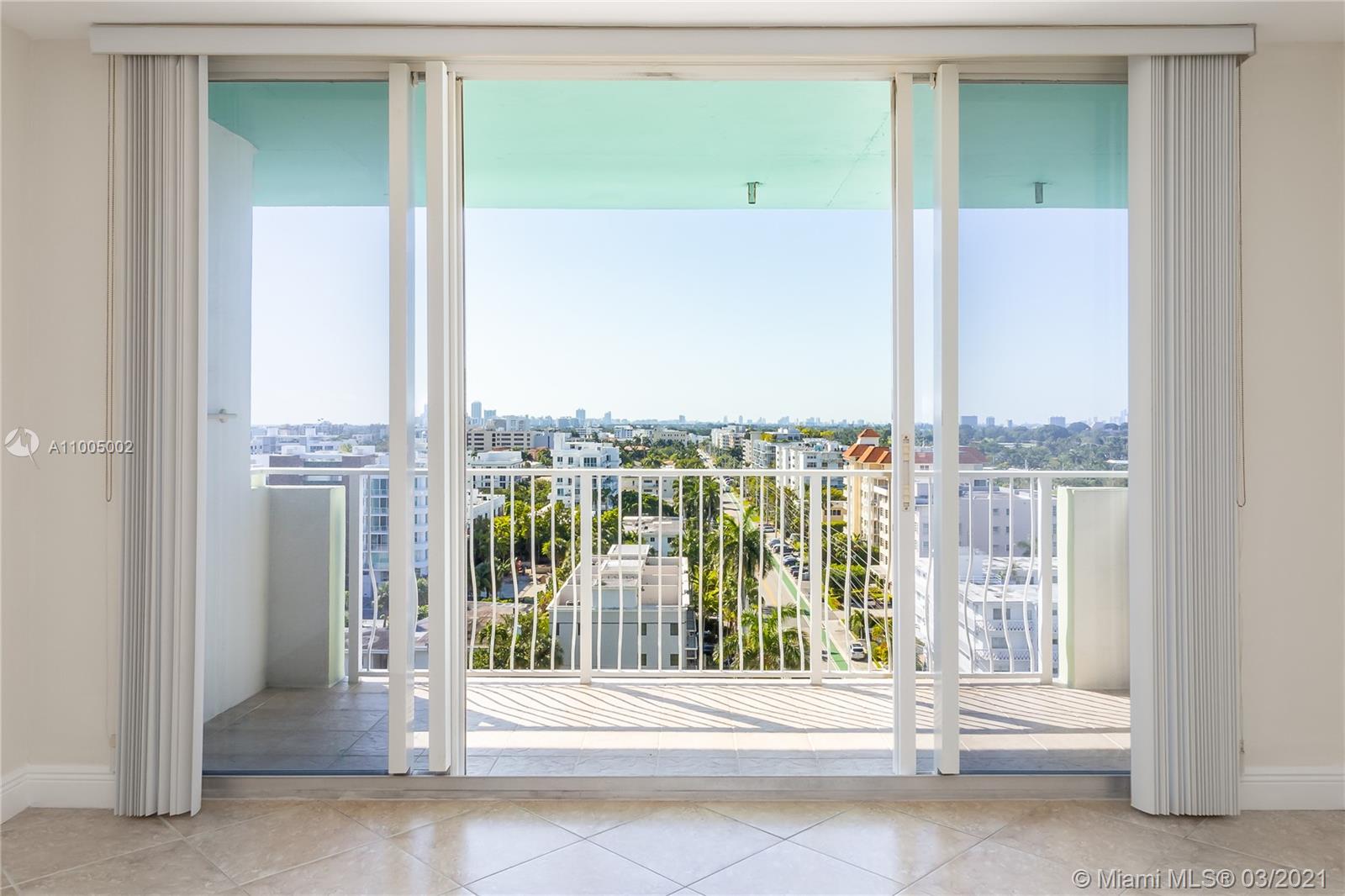 Bay Harbor Islands, FL 33154,10350 W Bay Harbor Dr #PH J
