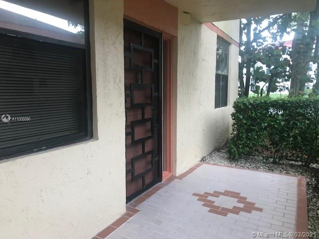 Coconut Creek, FL 33066,2768 S Carambola Cir S #C-106