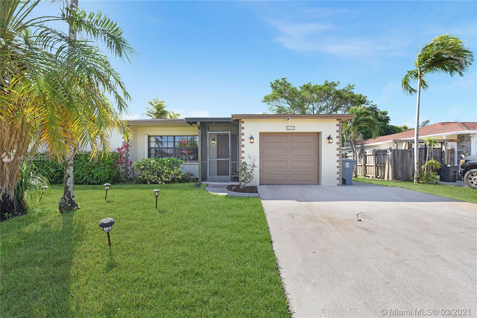 Boca Raton, FL 33428,4652 Armadillo St