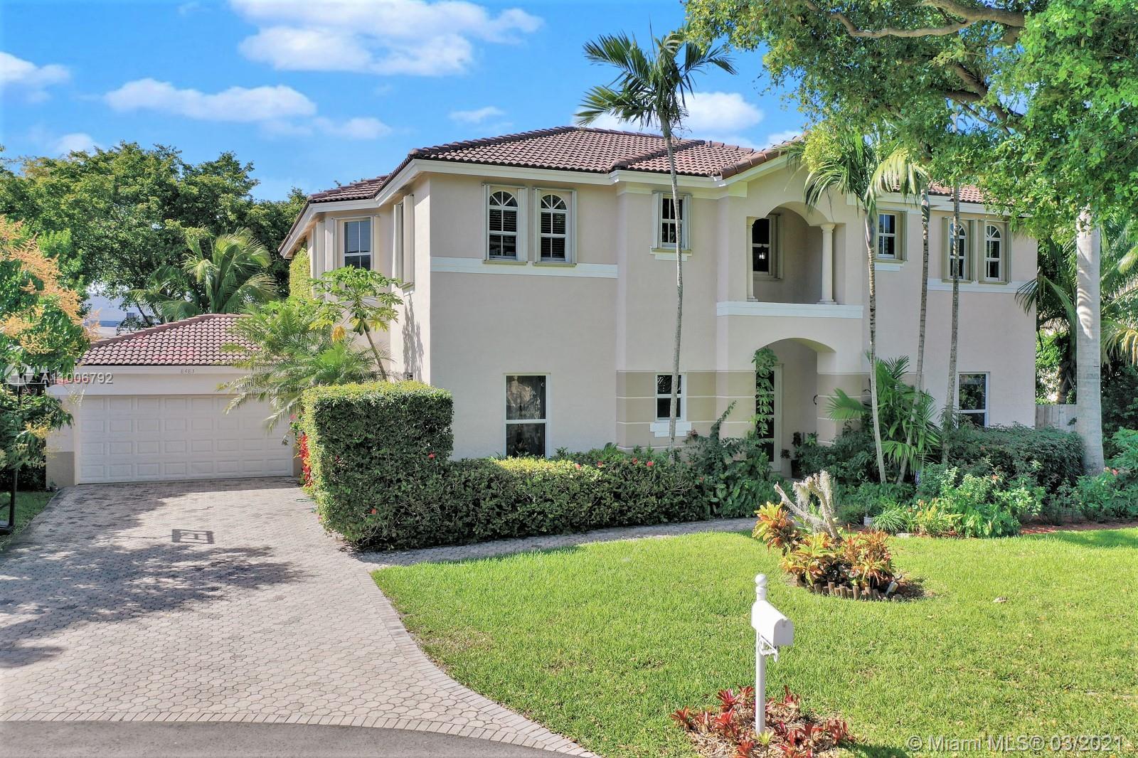 8483 SW 137th St, Palmetto Bay, FL 33158