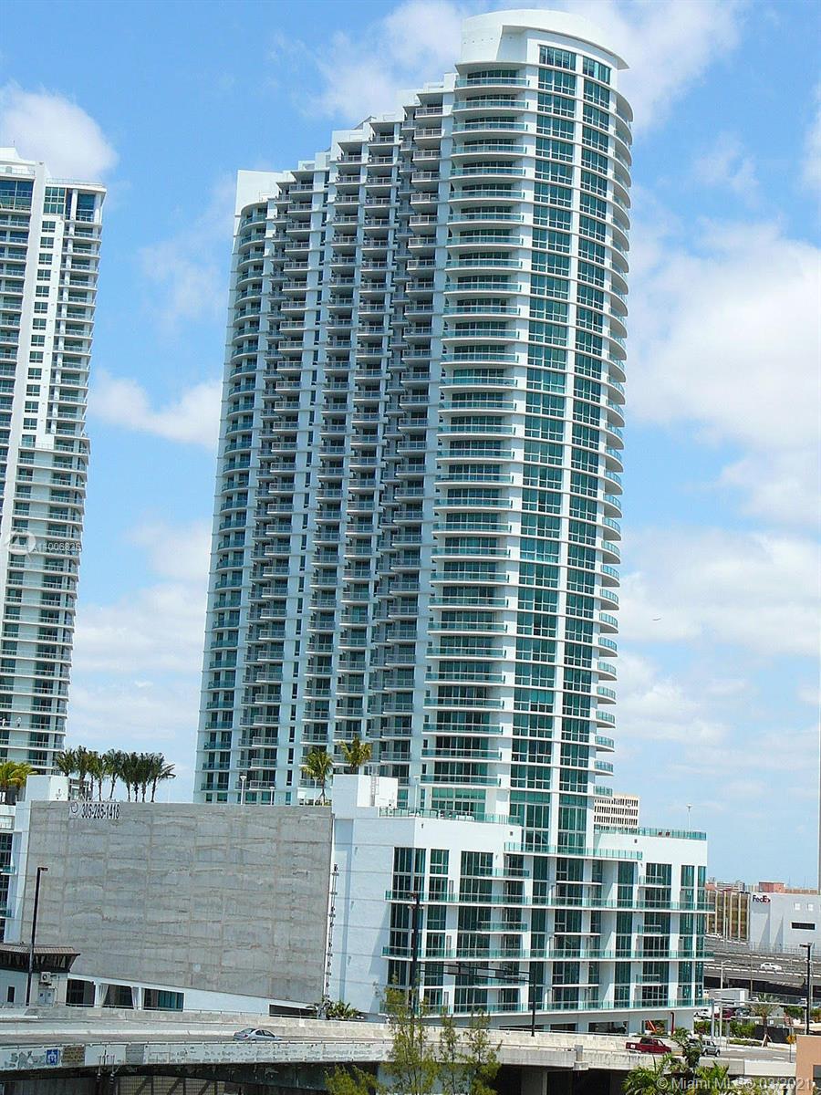 350 S Miami Ave #3915, Miami, FL 33130