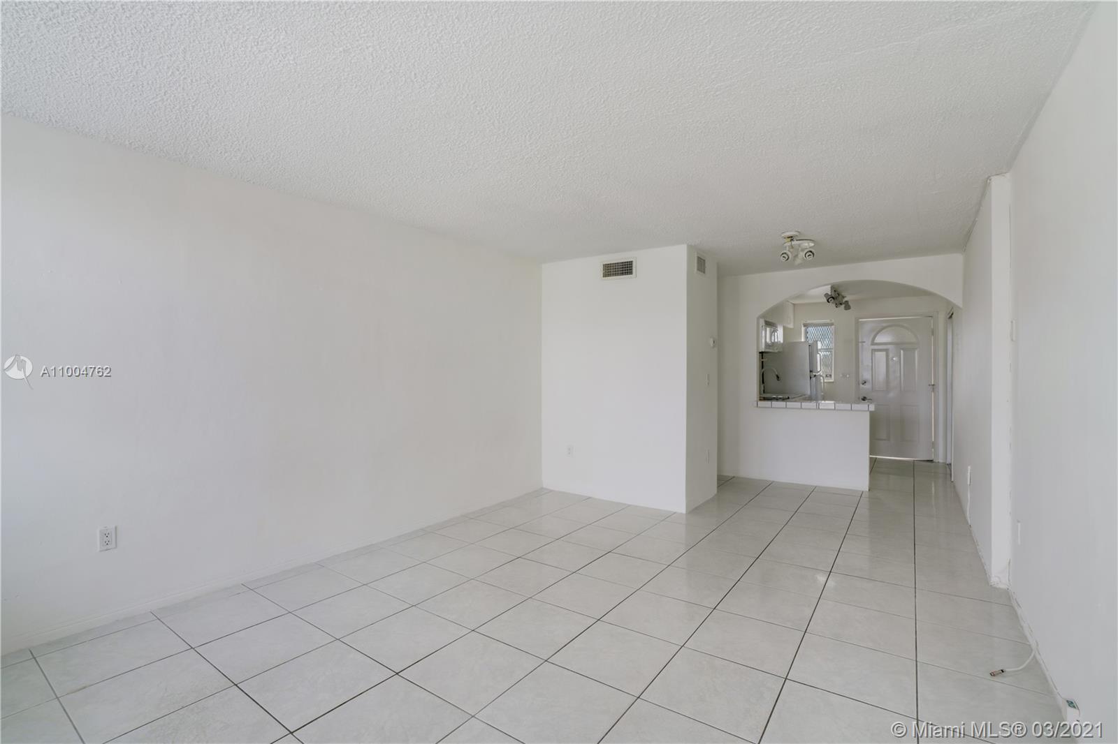 Miami Beach, FL 33139,910 Jefferson Ave #4B