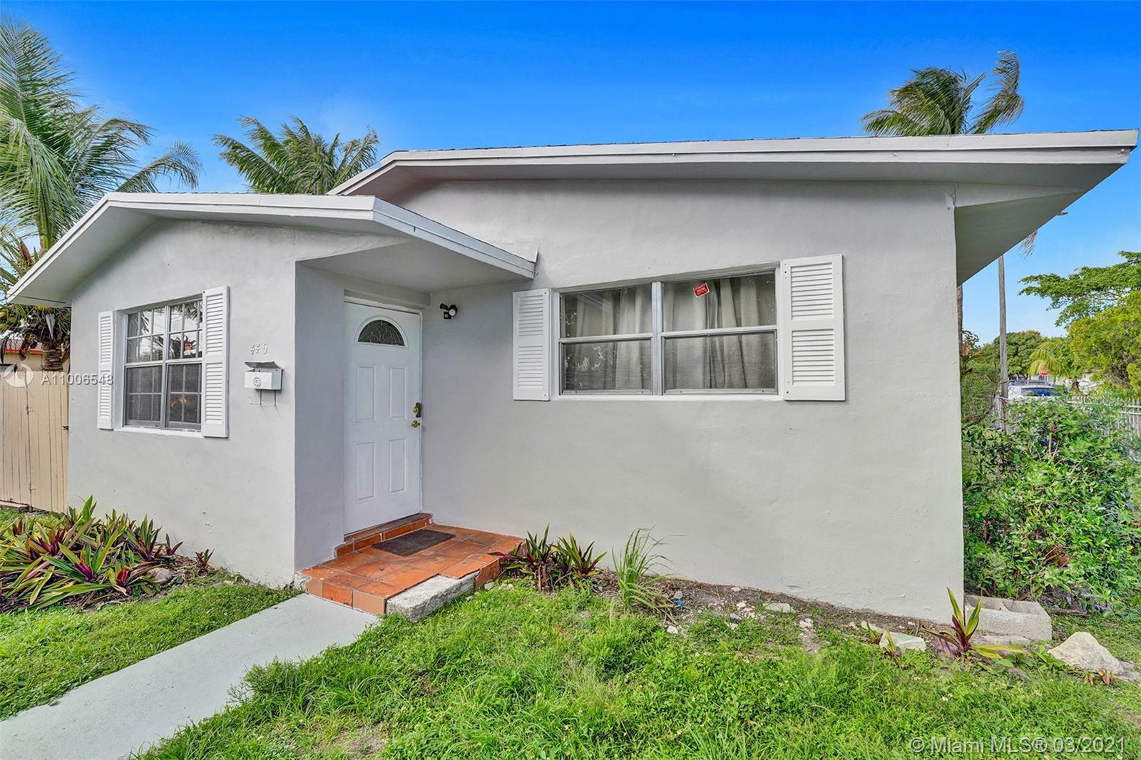 445 NE 173rd St, North Miami Beach, FL 33162