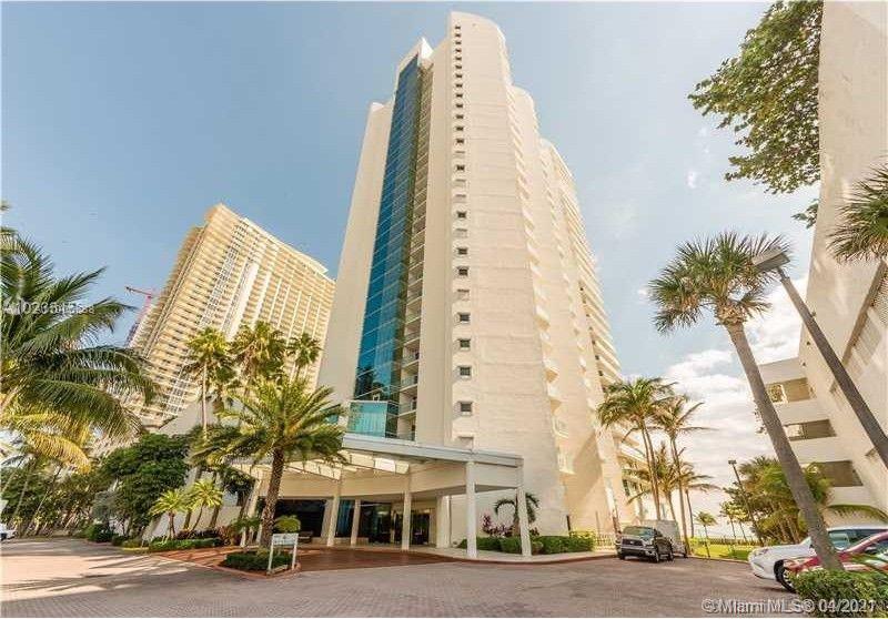 Sunny Isles Beach, FL 33160,16485 Collins Ave #1738