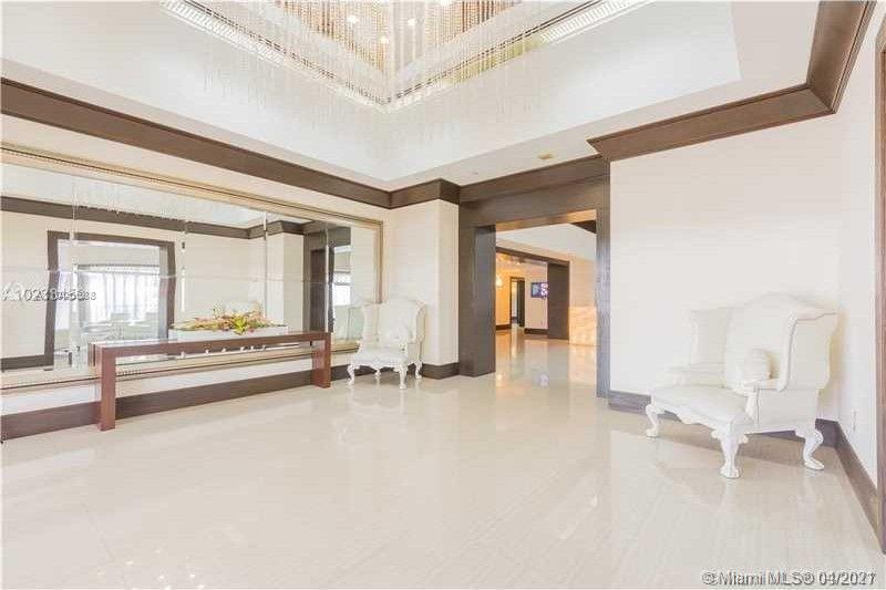 Sunny Isles Beach, FL 33160,16485 Collins Ave #1738