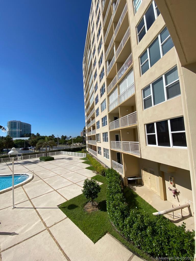 201 N Ocean Blvd #201, Pompano Beach, FL 33062