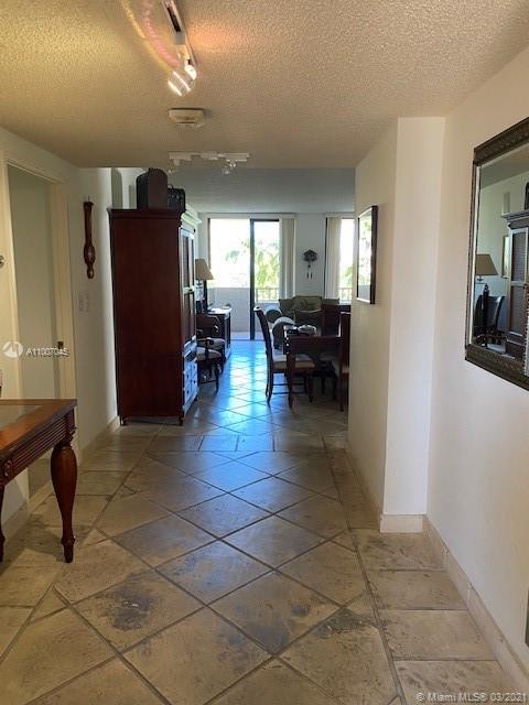 Key Biscayne, FL 33149,161 Crandon Blvd #412