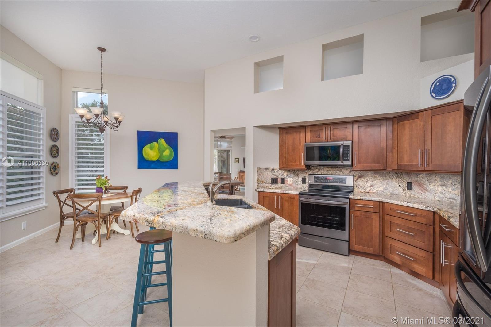 Weston, FL 33327,2557 Bay Pointe Dr