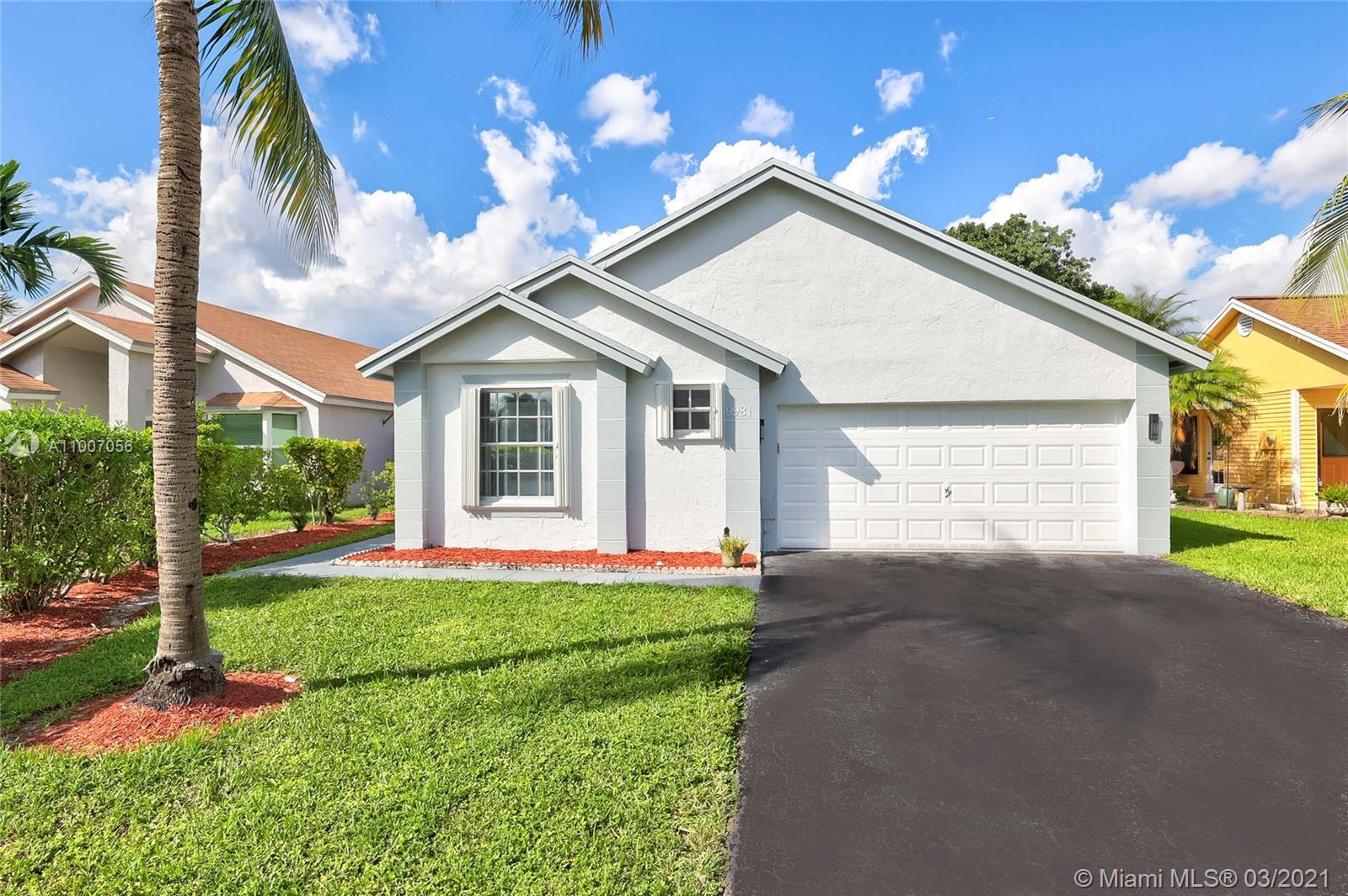 9981 NW 45th St, Sunrise, FL 33351