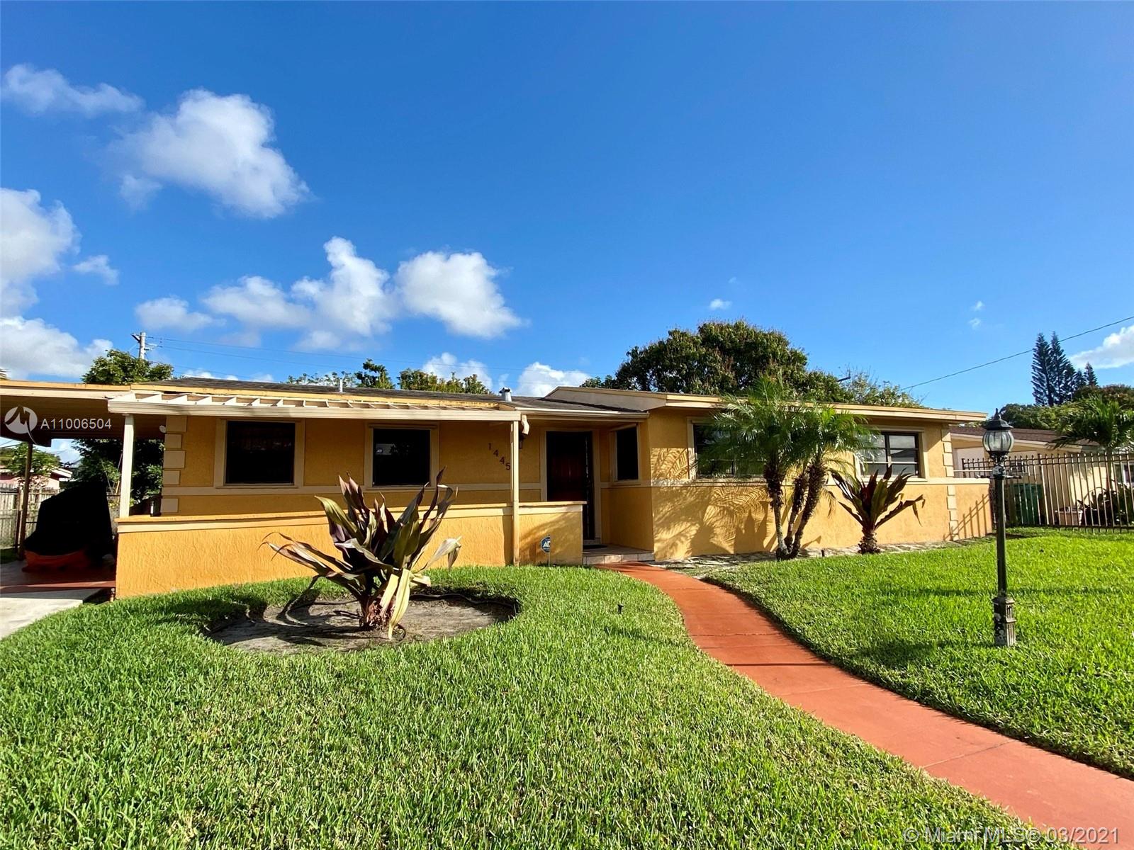 1445 NW 196th Ter, Miami Gardens, FL 33169