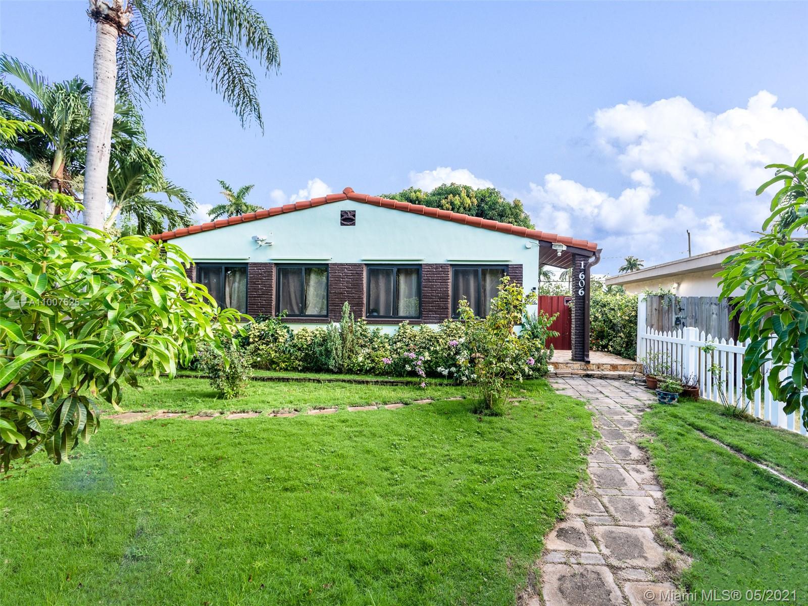 Photo 23 of 1606 Wiley St in Hollywood - MLS A11007525
