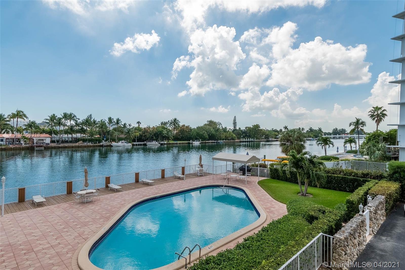 9111 E Bay Harbor Dr #2D, Bay Harbor Islands, FL 33154