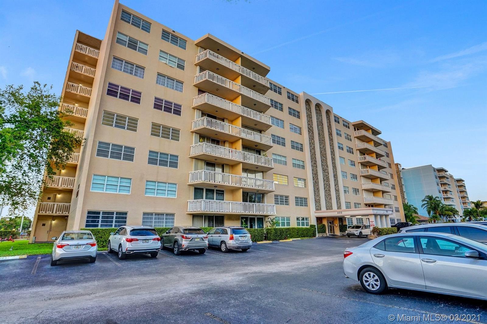 400 NE 12th Ave #709, Hallandale Beach, FL 33009