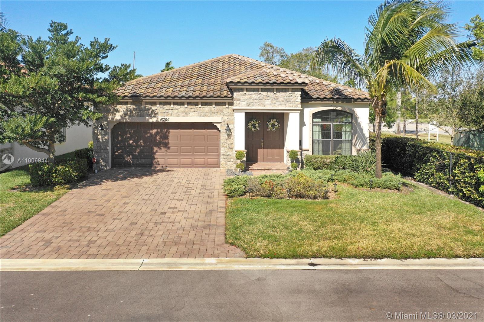 Lake Worth, FL 33467,8785 Willow Cove Ln