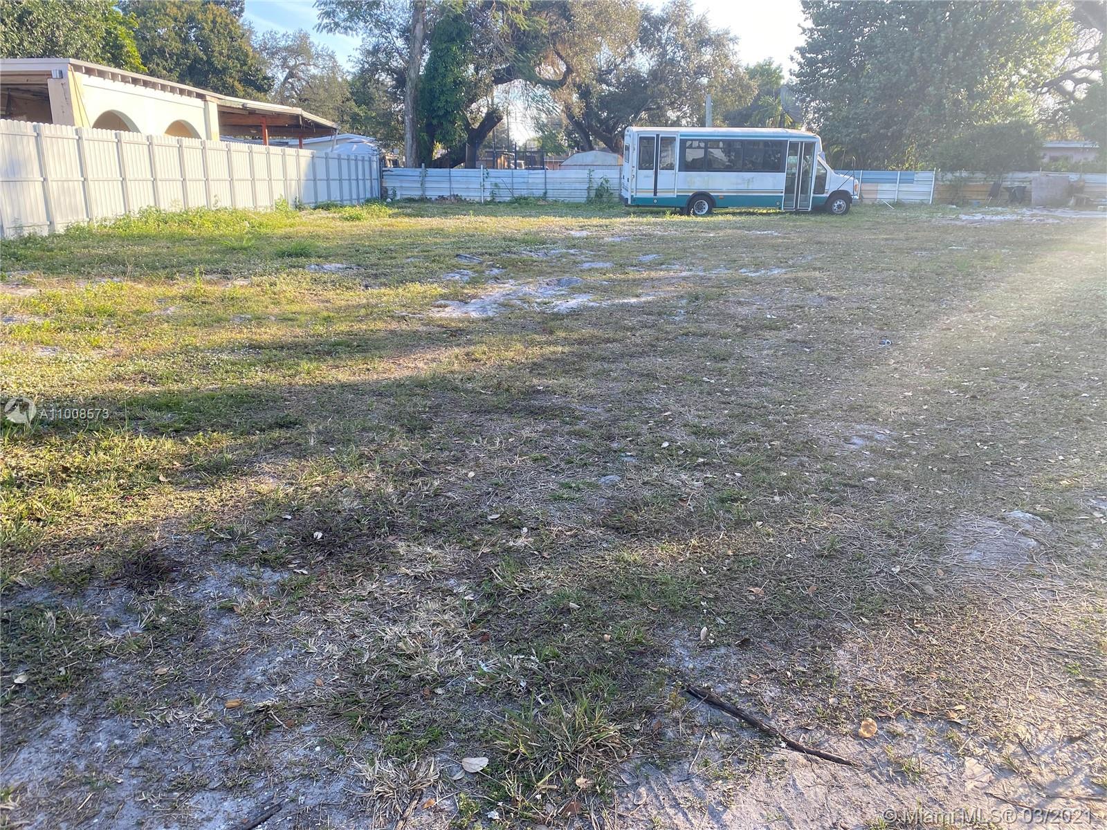 Miami Gardens, FL 33056,171 NW 171st