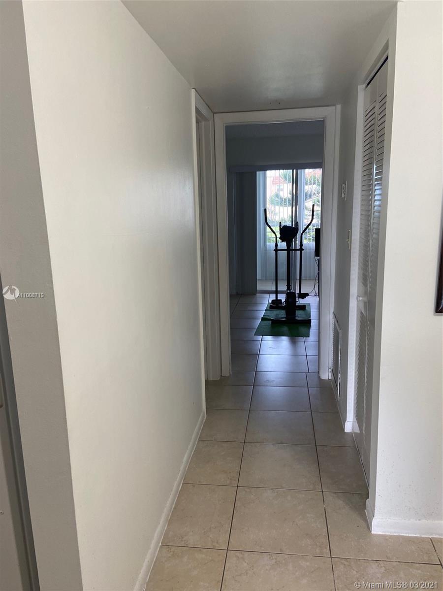 Sunrise, FL 33322,9061 Sunrise Lakes Blvd #215