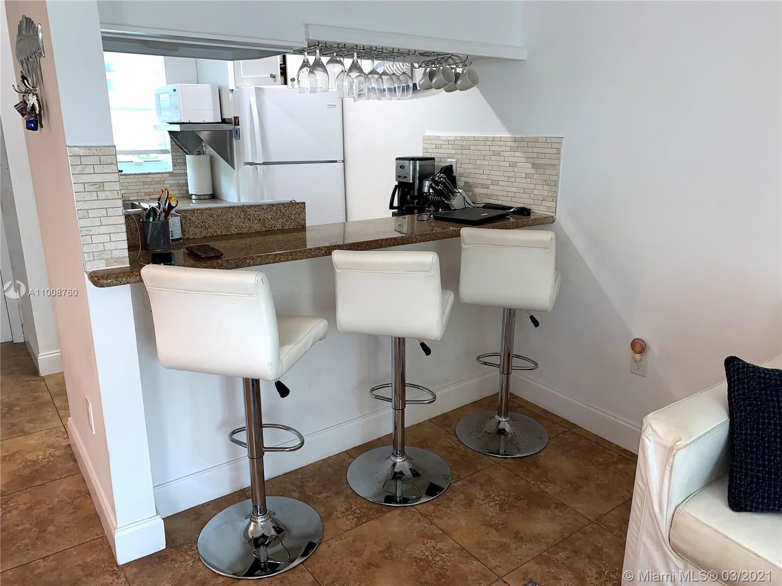 Key Biscayne, FL 33149,798 Crandon Blvd #28-C