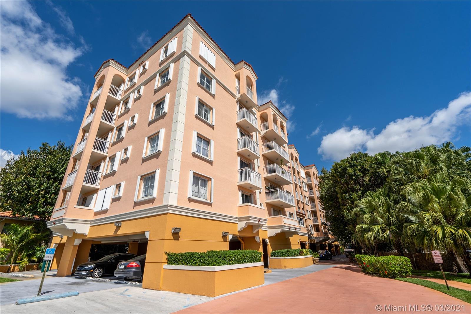 1 Alhambra Cir #305, Coral Gables, FL 33134