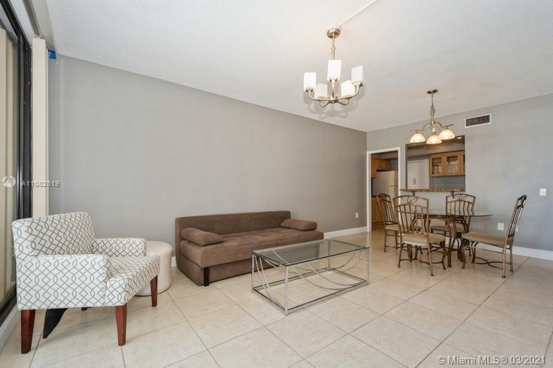 Hollywood, FL 33019,3505 S Ocean Dr #511