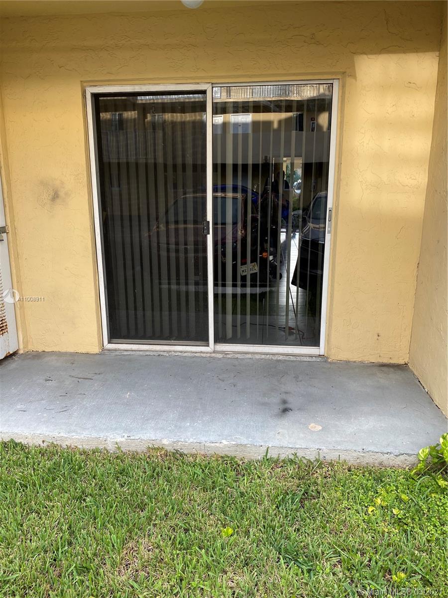 Hialeah, FL 33016,2680 W 76th St #102