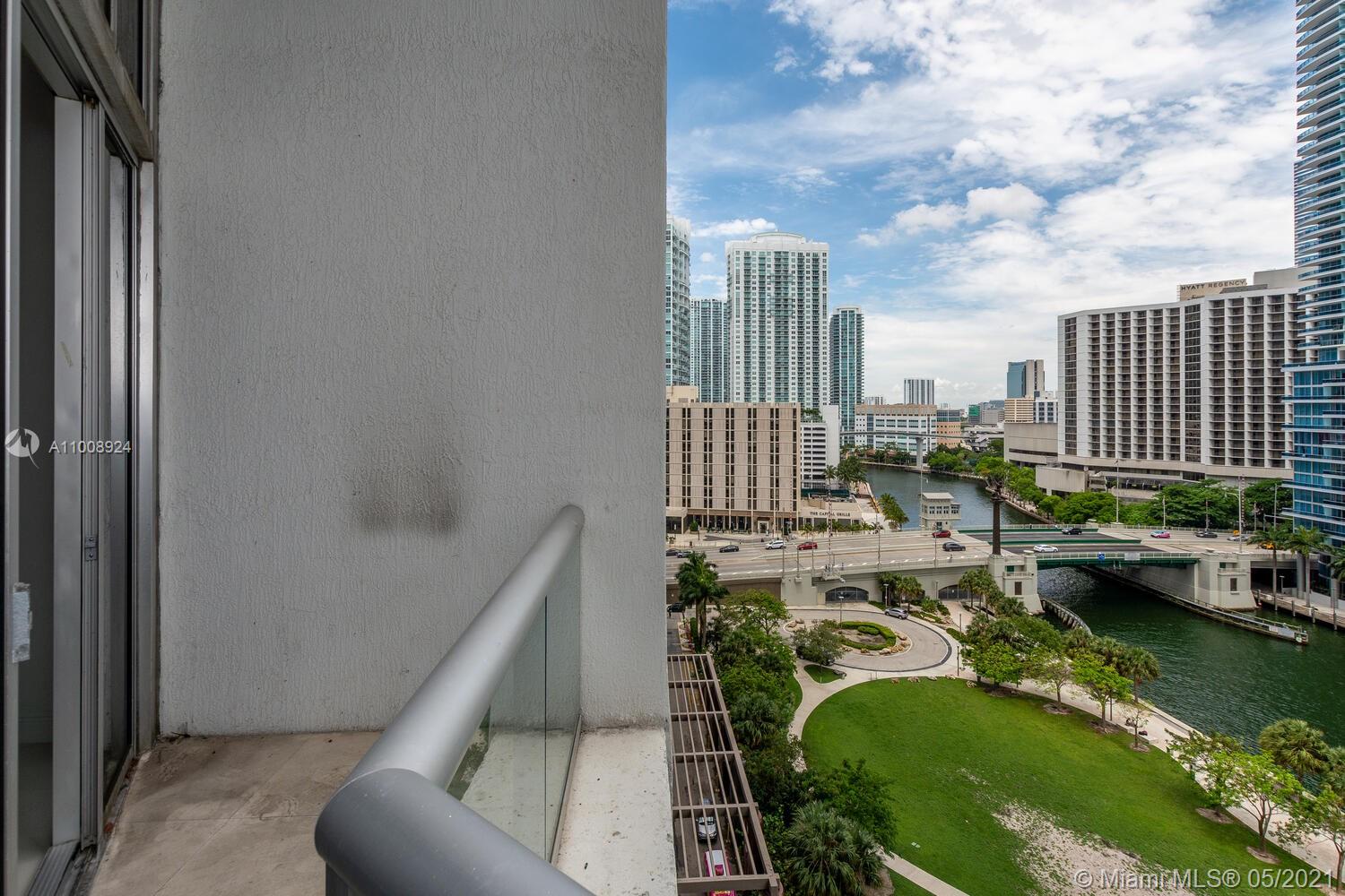 Miami, FL 33131,475 Brickell Ave #1408