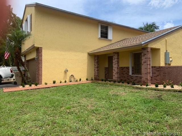 13730 Newport Mnr, Davie, FL 33325