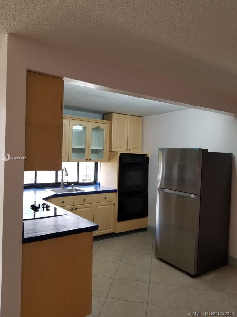 Sunny Isles Beach, FL 33160,17011 N Bay Rd #612