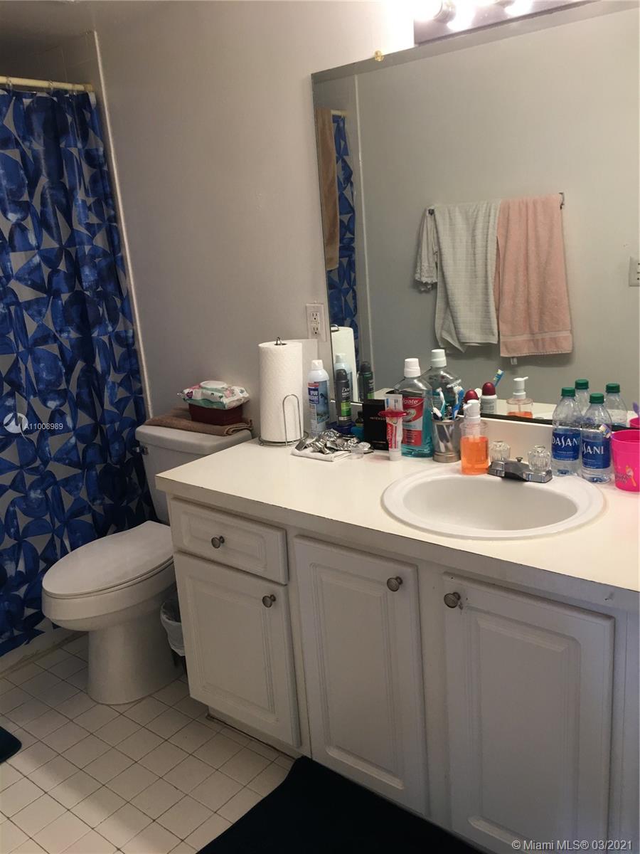 Doral, FL 33166,8235 Lake Dr #302