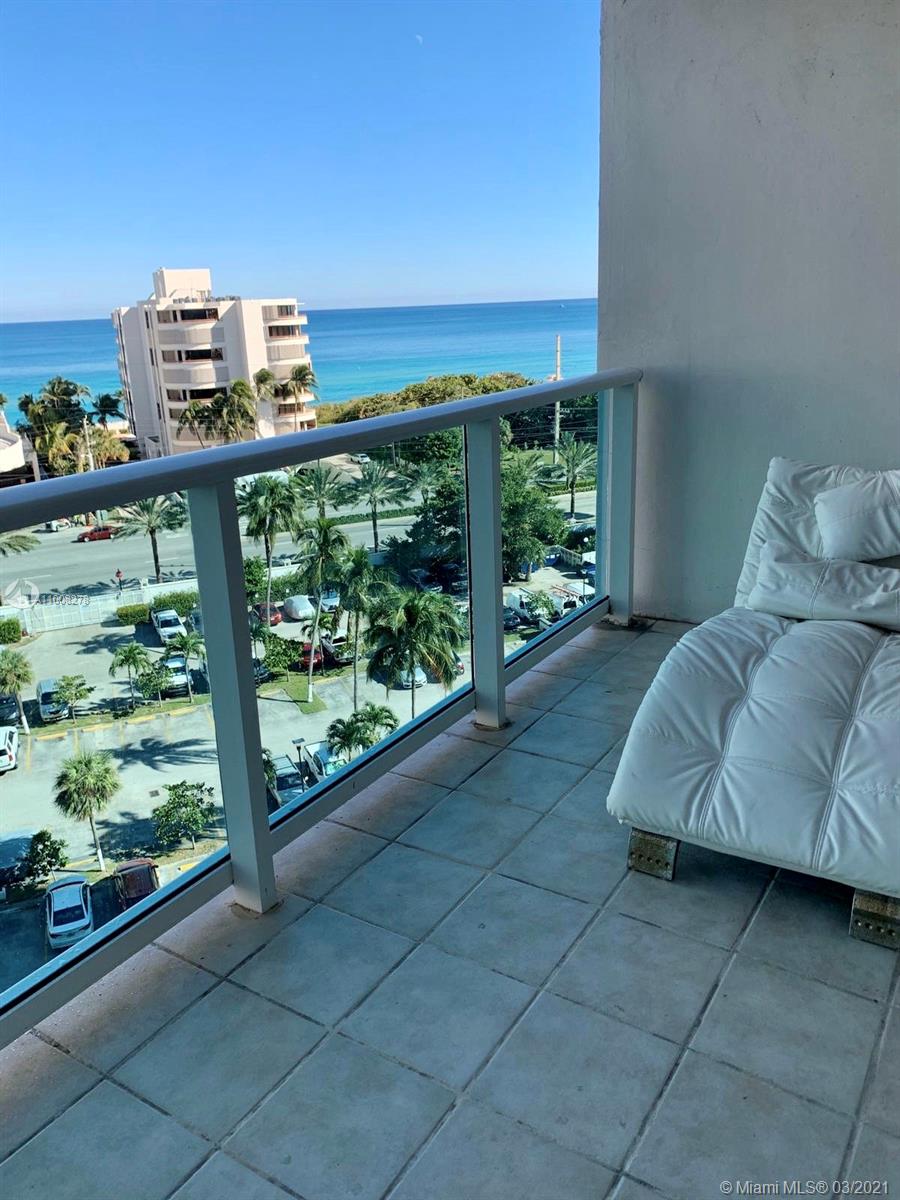 Sunny Isles Beach, FL 33160,100 Bayview Dr #912