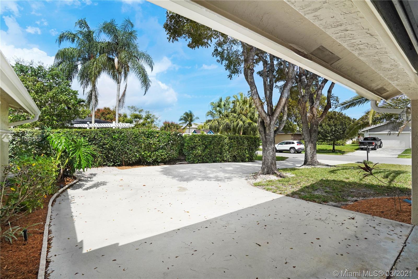 Boca Raton, FL 33433,21565 Eucalyptus Way