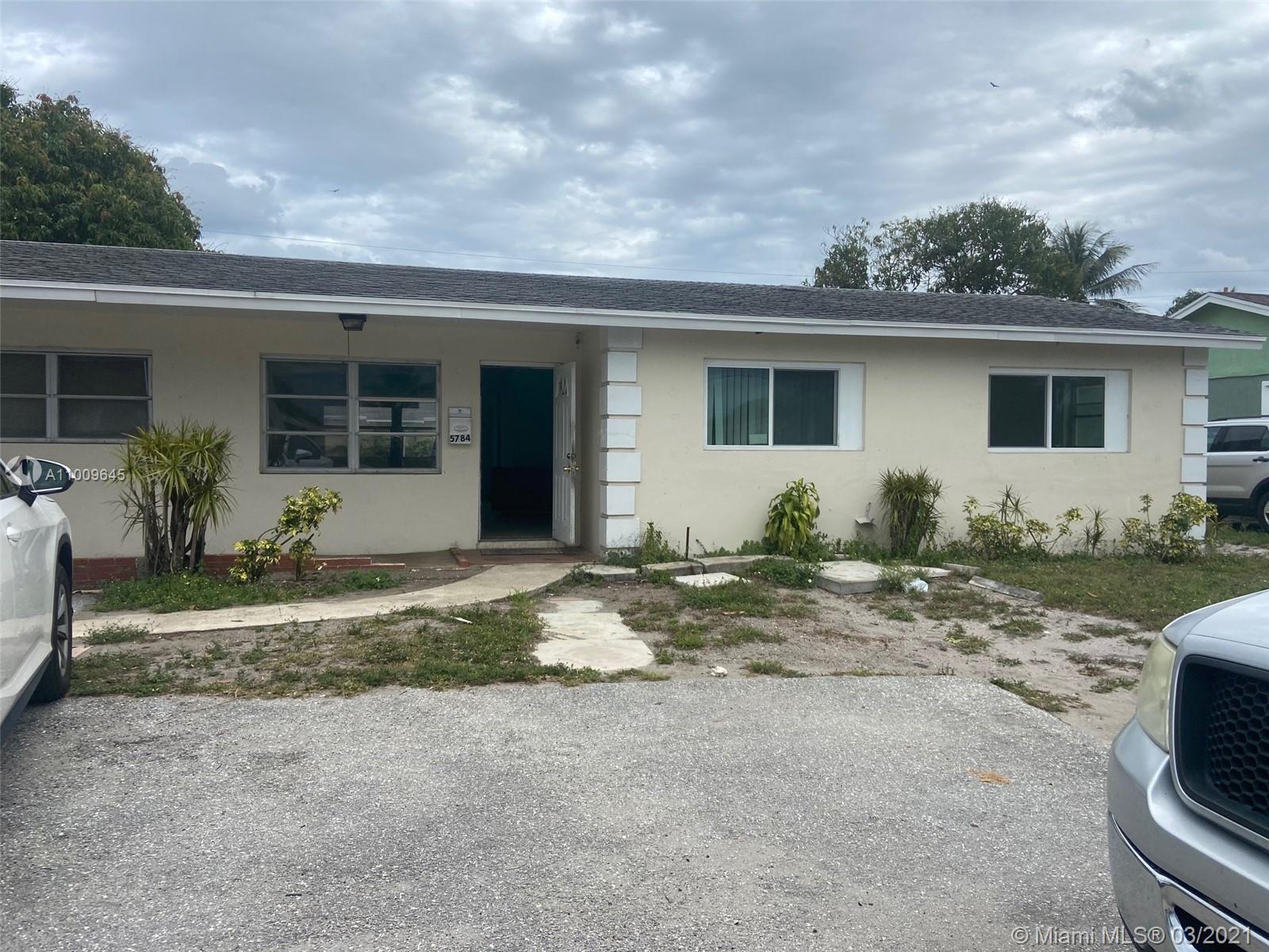 5784 N Haverhill Rd, West Palm Beach, FL 33407