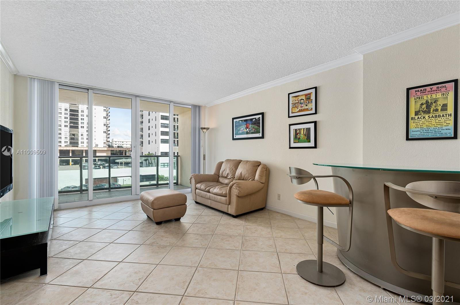 Hollywood, FL 33019,2501 S Ocean Dr #301