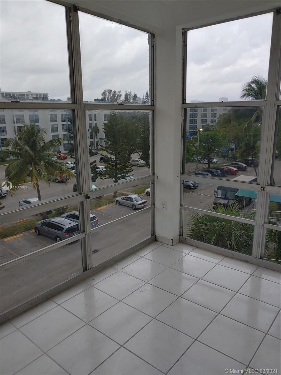 Sunny Isles Beach, FL 33160,Address not disclosed