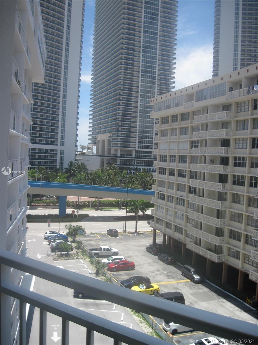 Hallandale Beach, FL 33009,1801 S Ocean Dr #740