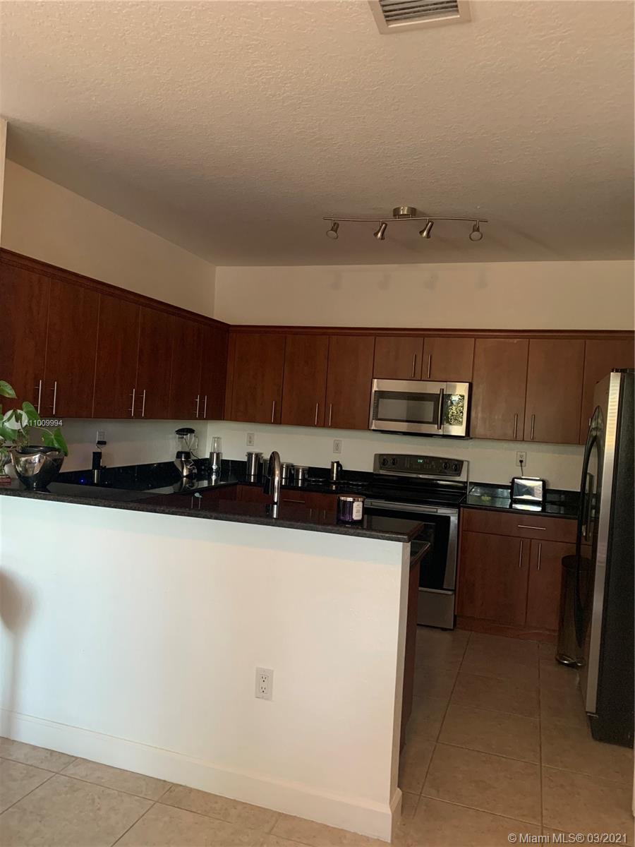 Doral, FL 33178,8139 NW 114th Pl