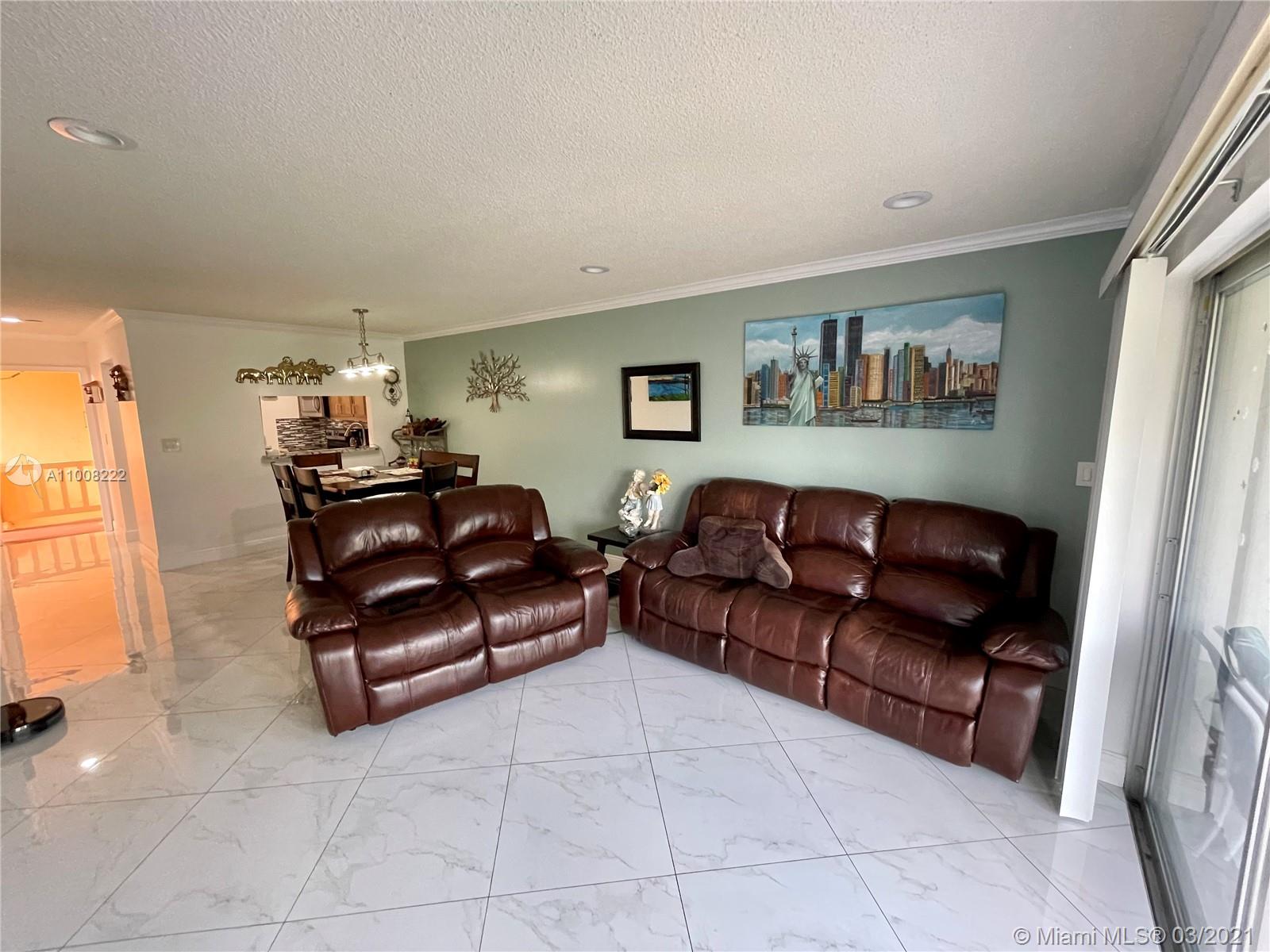 Tamarac, FL 33321,8380 Lagos De Campo Blvd #302