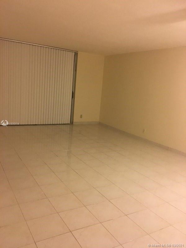 Hallandale Beach, FL 33009,427 Golden Isles Dr #16J