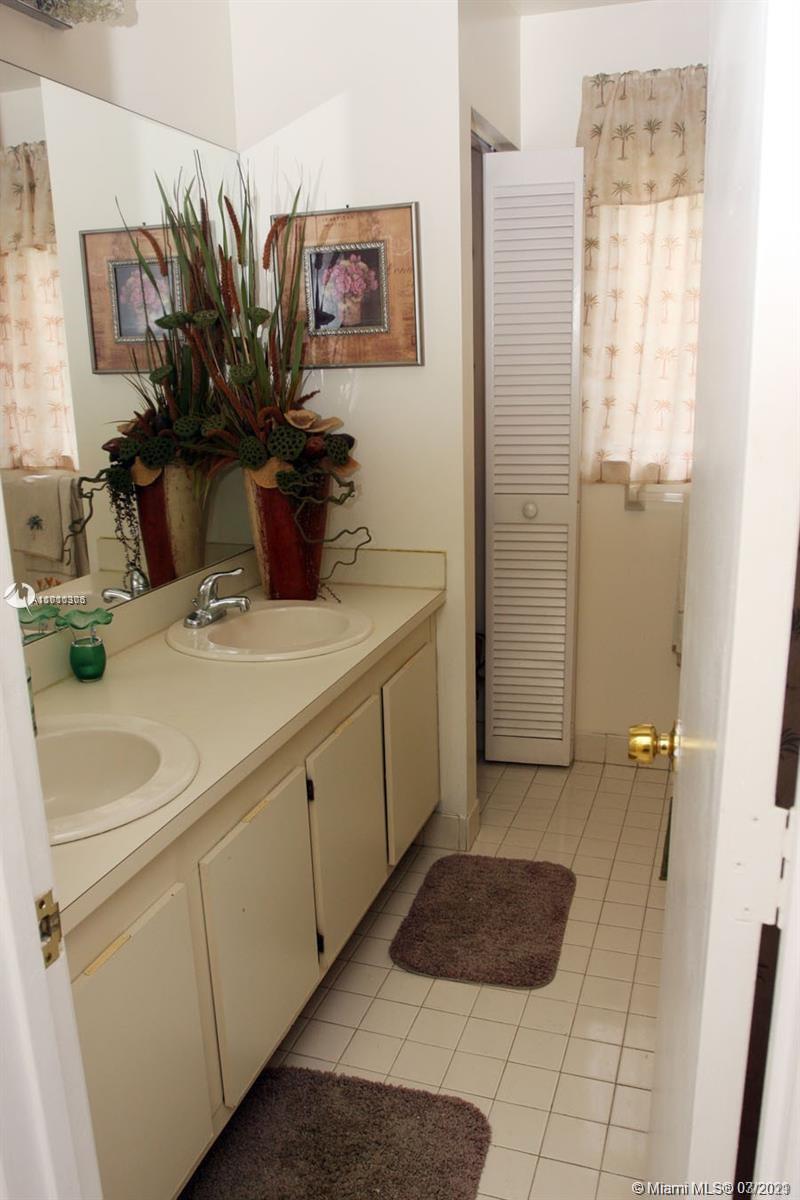 Lauderhill, FL 33351,7850 NW 54th Ct